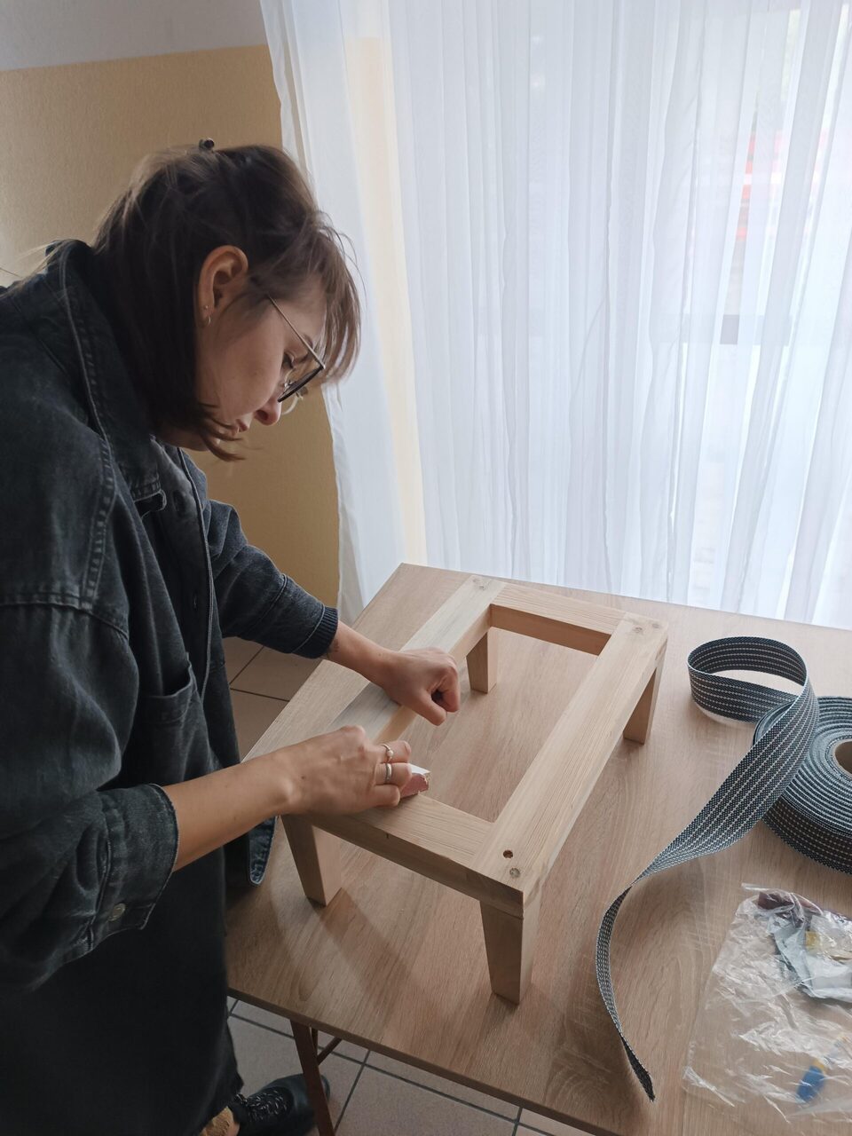 praca ze stelazem podnozka